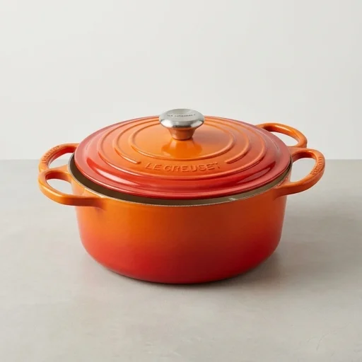 Le Creuset Signature Round Dutch Oven